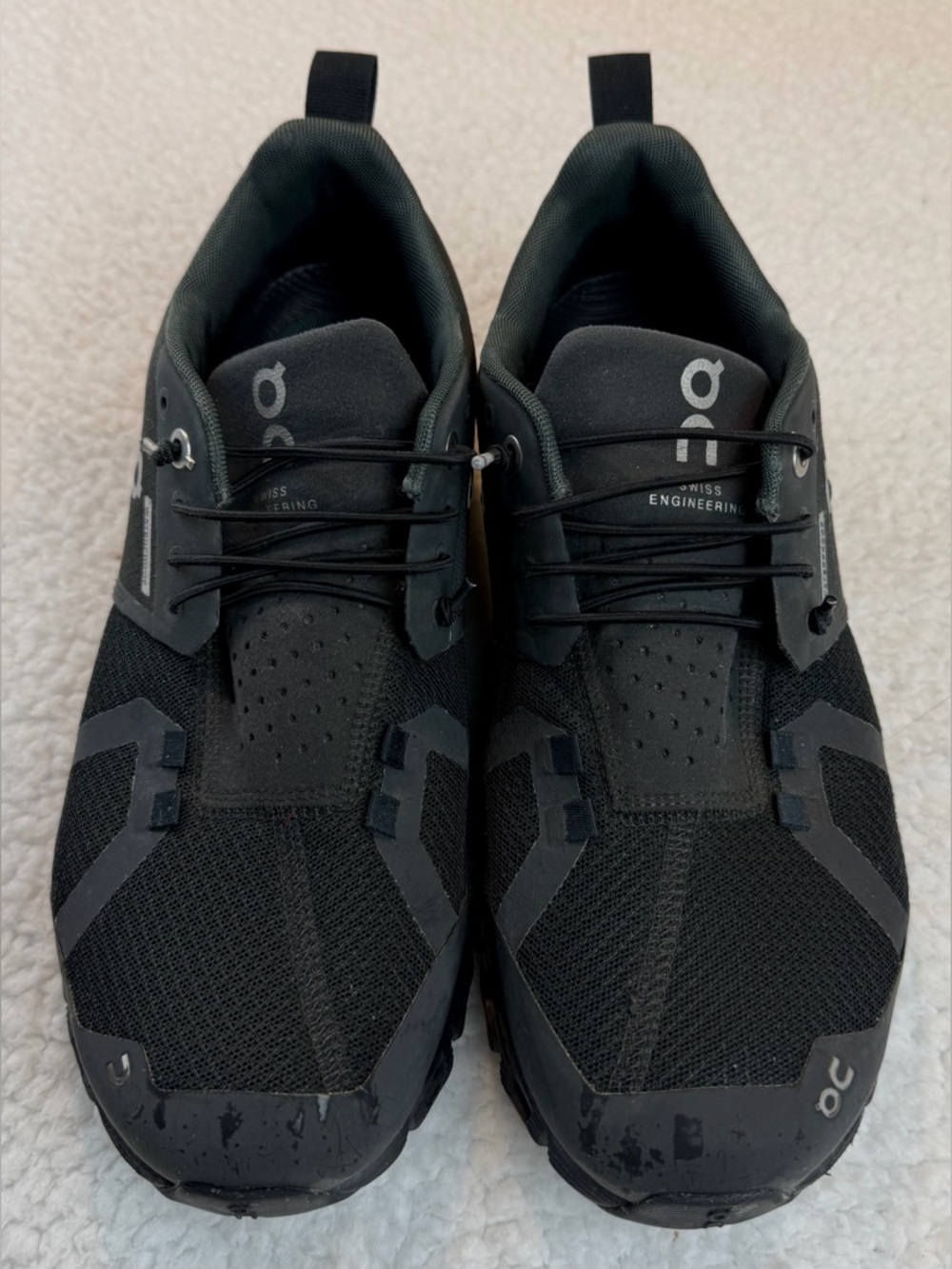 ON RUNNING • Black Waterproof Athletic Shoes, 9 - Picture 4 of 12